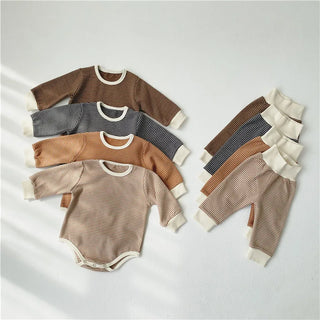 Gestreiftes Leggings-Set. 3-teilig