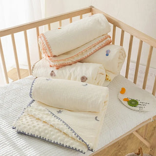 Warm Embroidered Crib Blanket - RYAN AND REMI