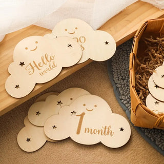 Spanish English Wooden Baby Milestone Card For Newborns - RYAN AND REMI